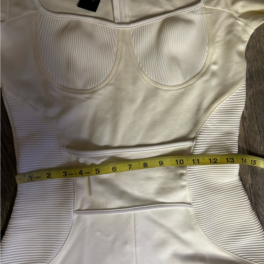 NWT Maniere De Voir White Pleated Bandage Playsuit Romper Jumpsuit Size 12 - Picture 7 of 14